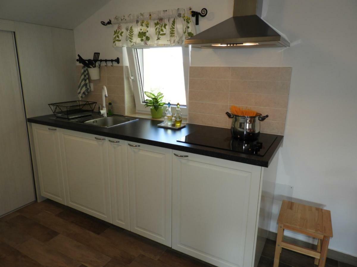 Apartment Thea Pula Zewnętrze zdjęcie