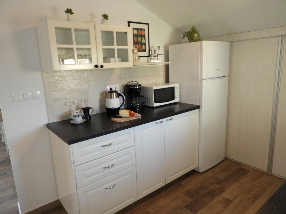 Apartment Thea Pula Zewnętrze zdjęcie