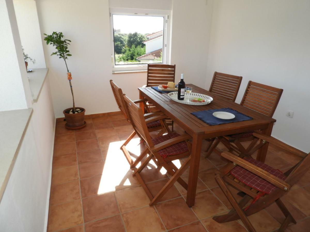 Apartment Thea Pula Zewnętrze zdjęcie